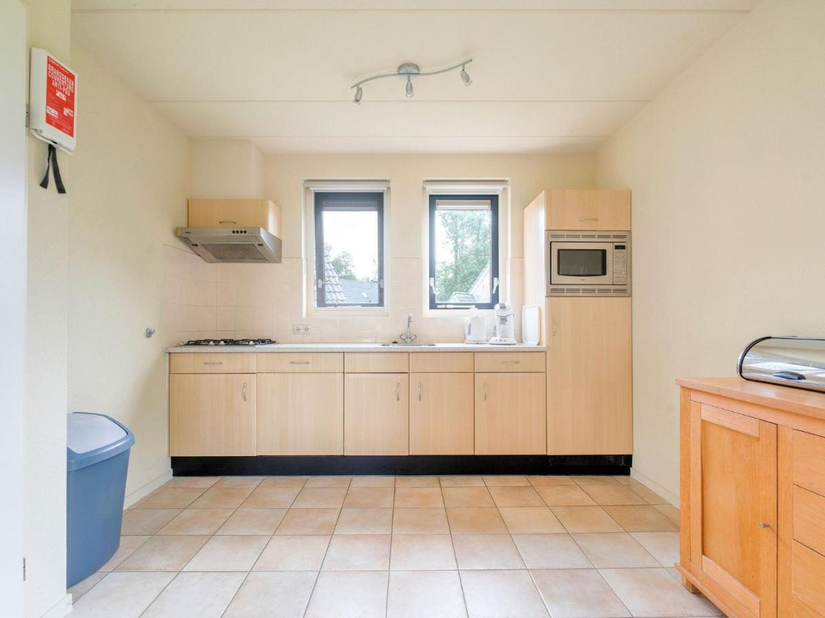 Serene Holiday Home In Gaasterl N Sleat Sondel Exterior foto